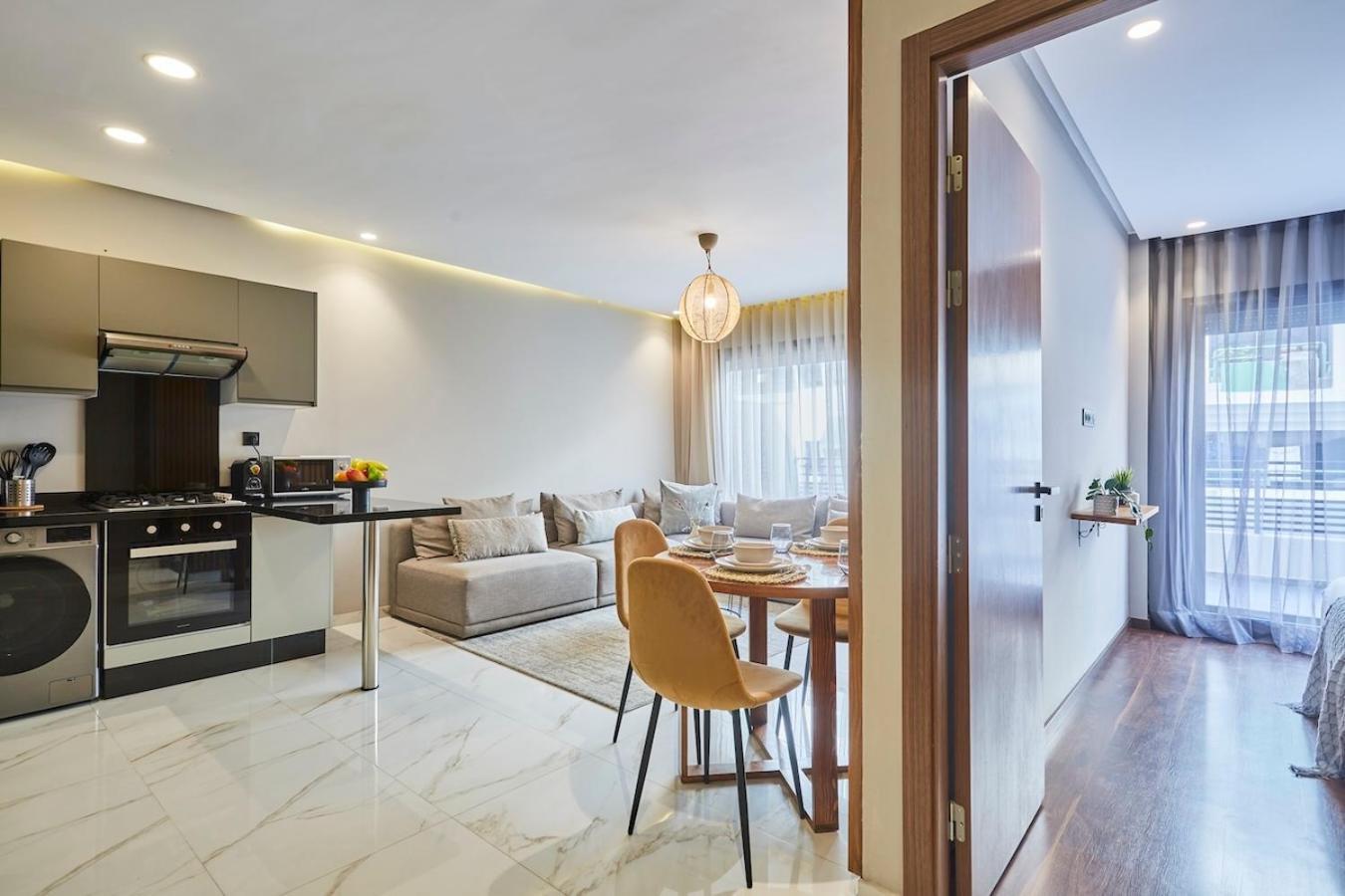 Chic And Cozy 1 Bedroom Oasis In The Heart Of Casa Casablanca Kültér fotó